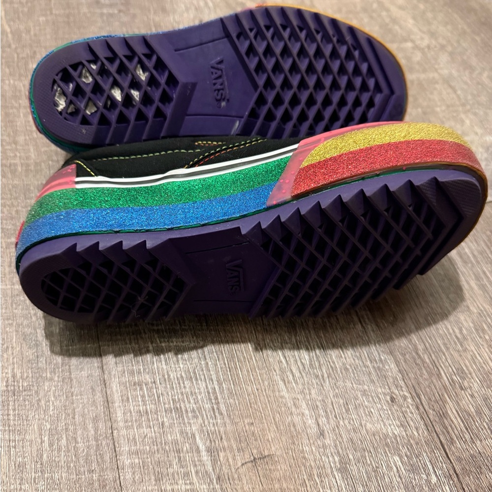 Vans Classic Slip-On Glitter Platforms - Picture 10 of 10